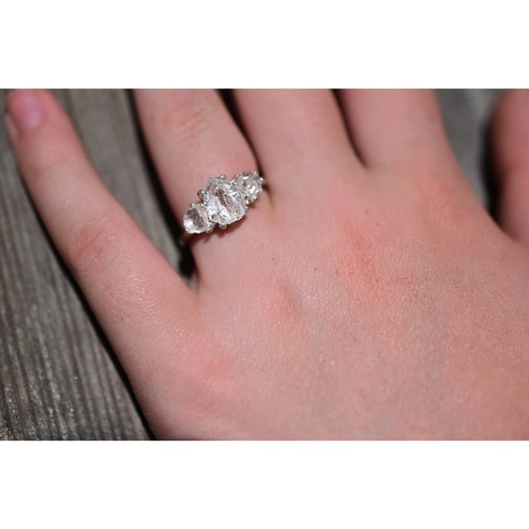 Unique Engagement Ring, Diamond Ring, raw stone ring, Anniversary Ring, … - Picture 3 of 3